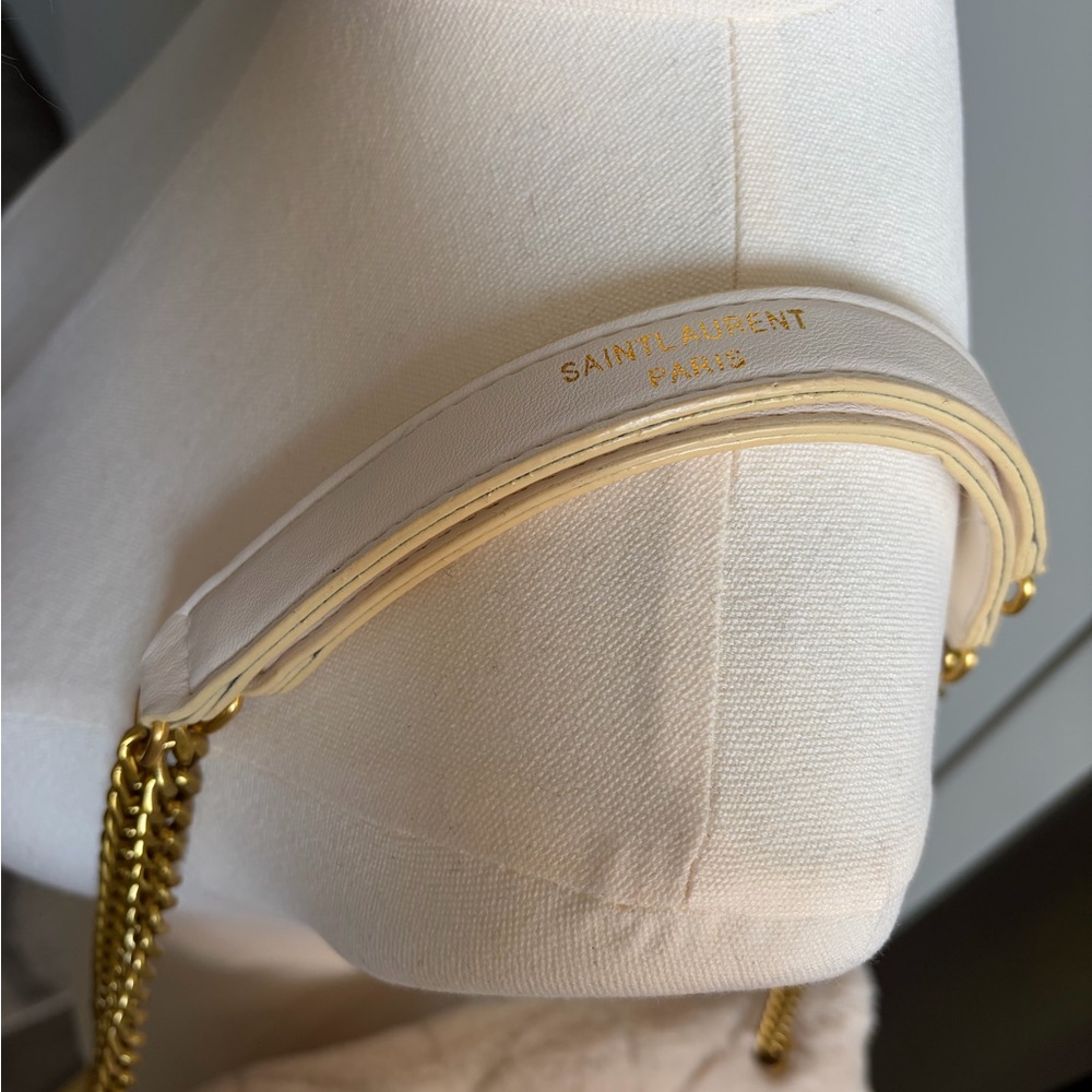 Yves Saint Laurent Cream Faux Fur Shoulder Bag with Gold Chain - RELISTED - Picture 3 of 3